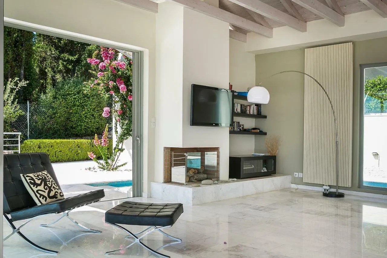 Matsoukáta Aloni Villa - Contemporary Villa With Private Pool & Sea Views, Fiskardo יוון