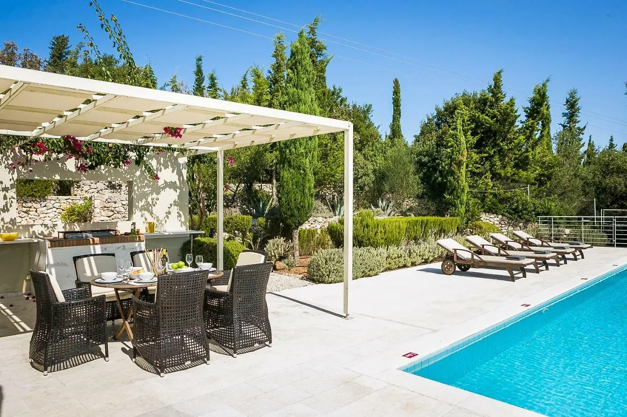 Matsoukáta Aloni Villa - Contemporary Villa With Private Pool & Sea Views, Fiskardo 0*,